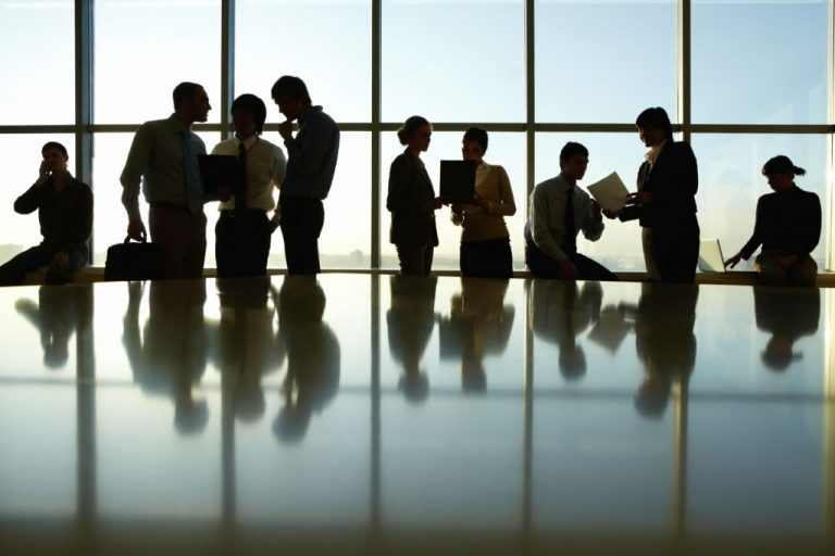 ΣΥΡΙΖΑ για 6ήμερη εργασία: Με την αυθάδεια του 41% η κυβέρνηση Μητσοτάκη οδηγεί τους εργαζόμενους σε εξόντωση