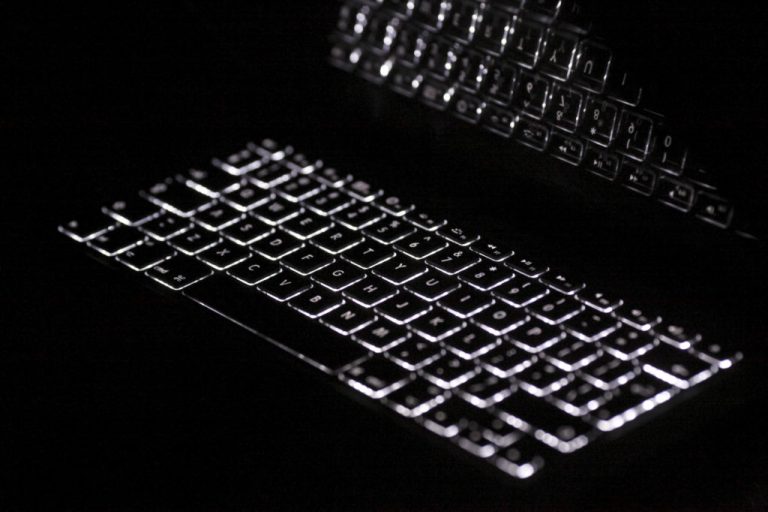 Botnet για κυβερνοεπιθέσεις πωλούνται ακόμα και για 100 δολάρια