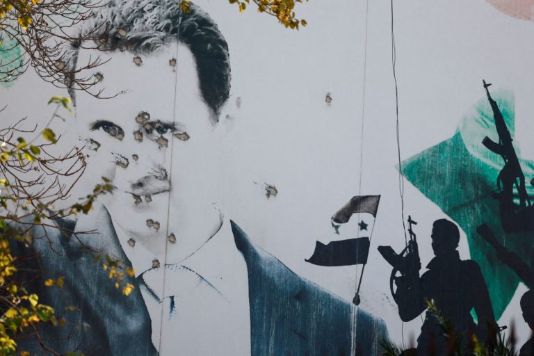 Ο Ντόναλντ Τραμπ, οι Κούρδοι της Συρίας και ο «γρίφος» με τα στρατόπεδα-φυλακές του ISIS
