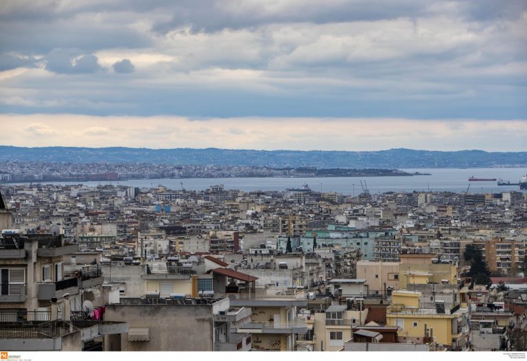 Τα 12 «ψιλά γράμματα» της επιδότησης των 8.100 ευρώ