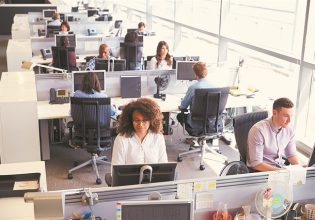 Κυβερνοασφάλεια: Μεγάλο λάθος η χρήση εταιρικού email για online αγορές και social media