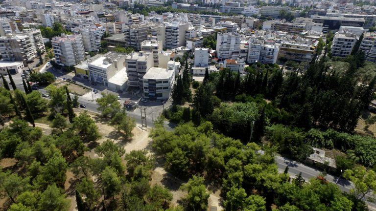Καταπατημένα ακίνητα: Τελευταία ευκαιρία για 100.000 ιδιοκτήτες