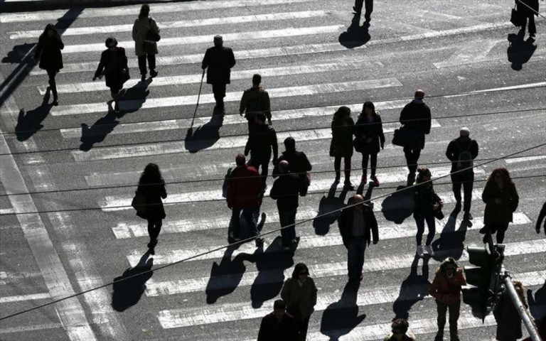 Φτώχεια: Σε κίνδυνο το 26,9% του πληθυσμού – Αυξημένα τα ποσοστά σύμφωνα με την ΕΛΣΤΑΤ