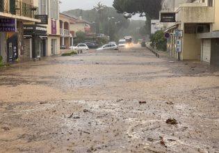Γαλλία: Καταρρακτώδεις βροχές σαρώνουν τη χώρα – Νεκροί τρεις άνθρωποι που παρασύρθηκαν από τα ορμητικά νερά