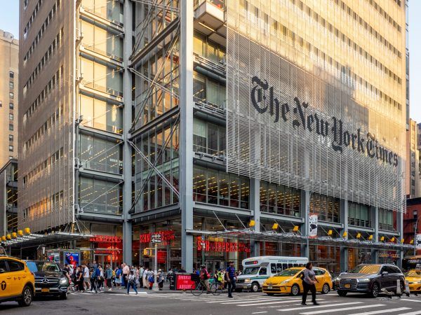 Οι New York Times σε συμφωνία με Amazon για την αδειοδότηση περιεχομένου για εκπαίδευση ΑΙ