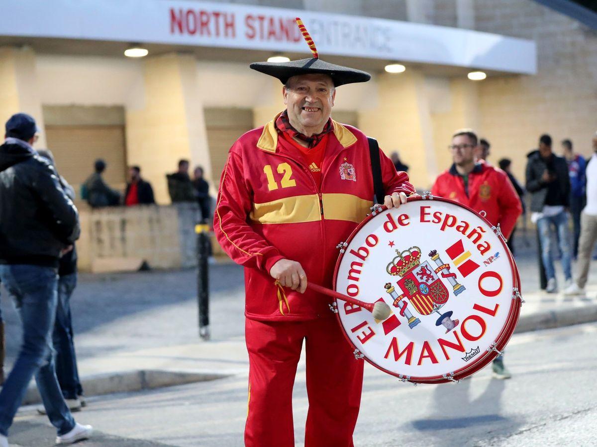 «Έφυγε» ο Manolo «el del Bombo», o πιο διάσημος φίλαθλος της εθνικής Ισπανίας