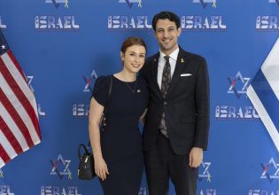 Ουάσινγκτον: Ταυτοποιήθηκαν τα θύματα – Διεθνής καταδίκη για την επίθεση έξω από το Εβραϊκό Μουσείο