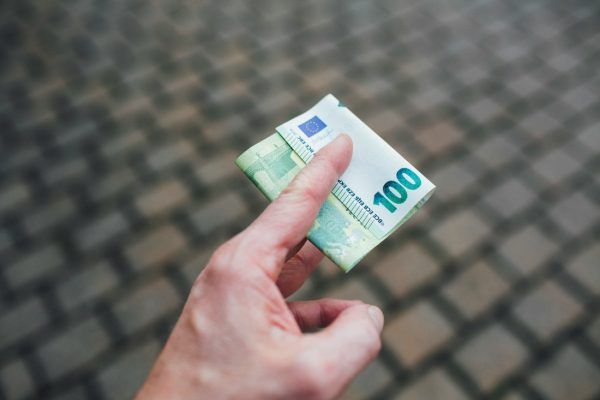 Παγκόσμια έρευνα: Τι ζητάνε οι εργαζόμενοι – Γιατί δεν φτάνει μόνο ο μισθός