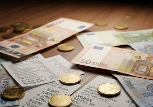 Μισθοί: Τι συμβαίνει με τους πραγματικούς μισθούς στην Ελλάδα – Οι μεγαλύτερες αμοιβές στην ΕΕ