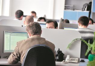 Δημόσιο: Έρχονται αυξήσεις και αναδρομικά για 40.000 υπαλλήλους με προσωπική διαφορά