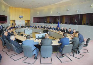ΚΕΔΕ: Εμείς οι εκλεγμένοι δήμαρχοι δεν φοβόμαστε ούτε την αξιολόγηση, ούτε την ευθύνη