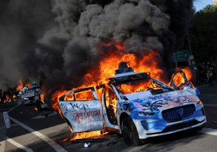 «Η εποχή του βίαιου λαϊκισμού»: οι ΗΠΑ έχουν εισέλθει σε μια νέα φάση πολιτικής βίας