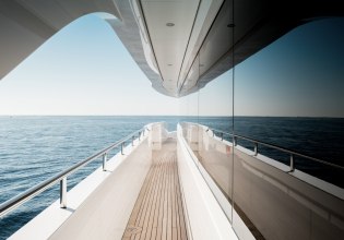 Νεο-ψυχροπολεμικές «ιστορίες για αγρίους»: Σούπερ γιοτ κατάσκοποι και ιστιοπλοϊκά drones επόπτες στην Ευρώπη