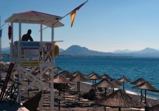 Σε ποιες παραλίες της Πάρου υπάρχουν ναυαγοσώστες